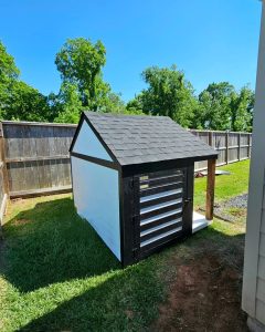 Climate Guardian Insulated Doghouse