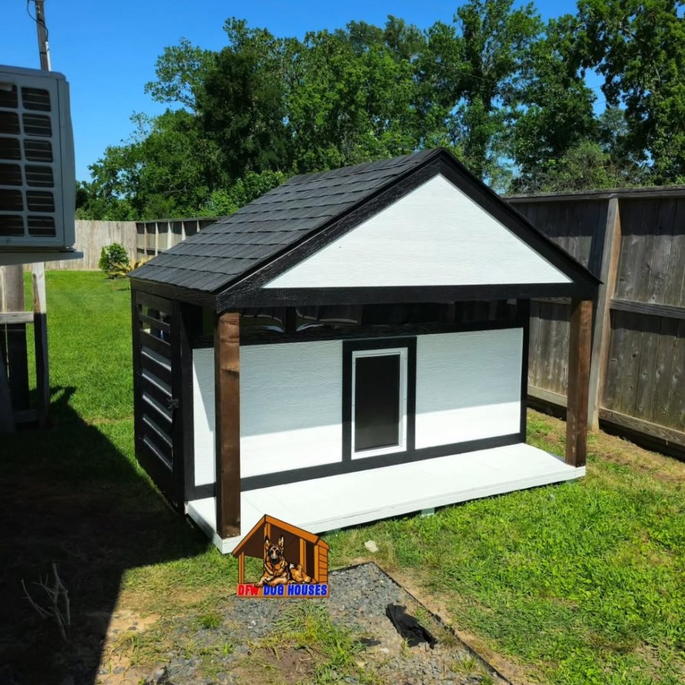 Climate Guardian Insulated Doghouse
